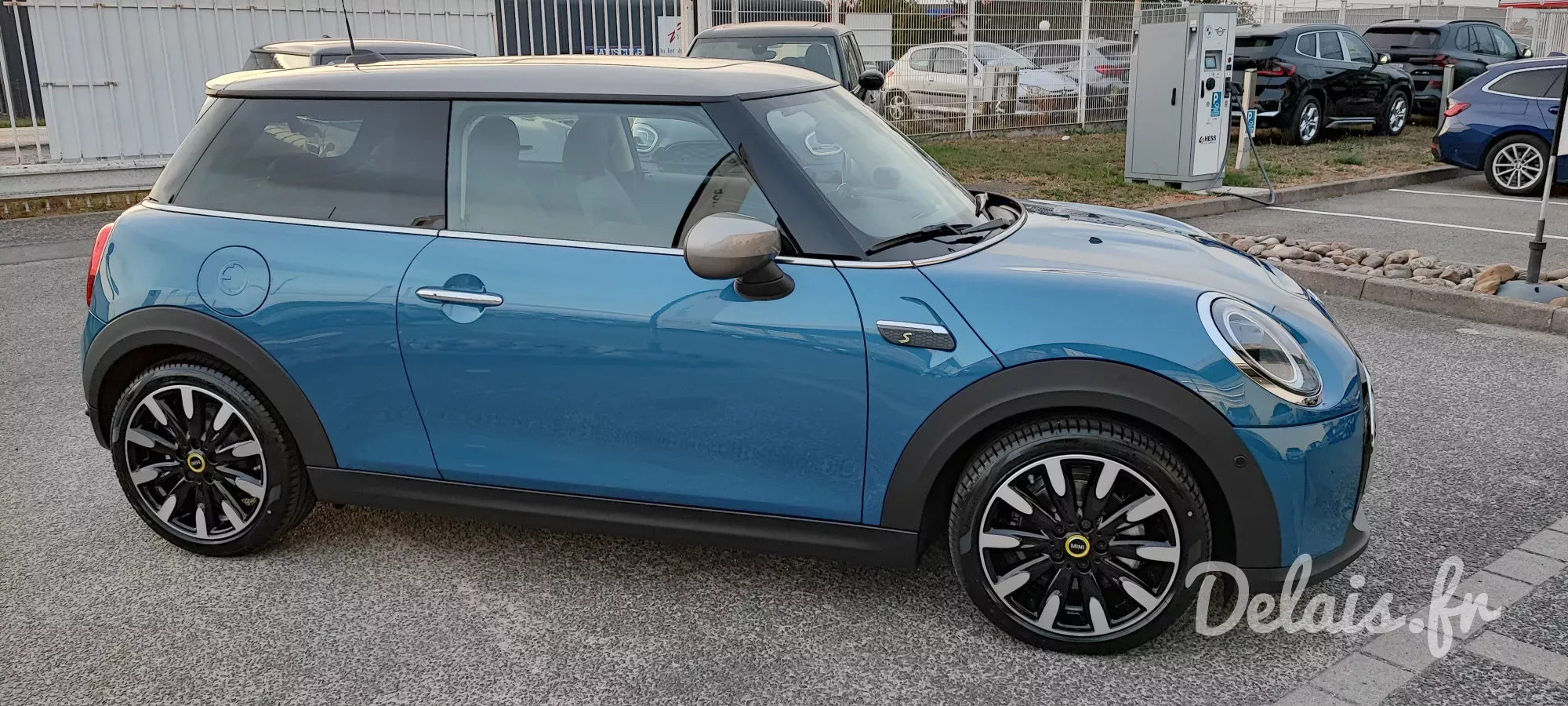 Mini 3 Portes Island Blue Premium Plus