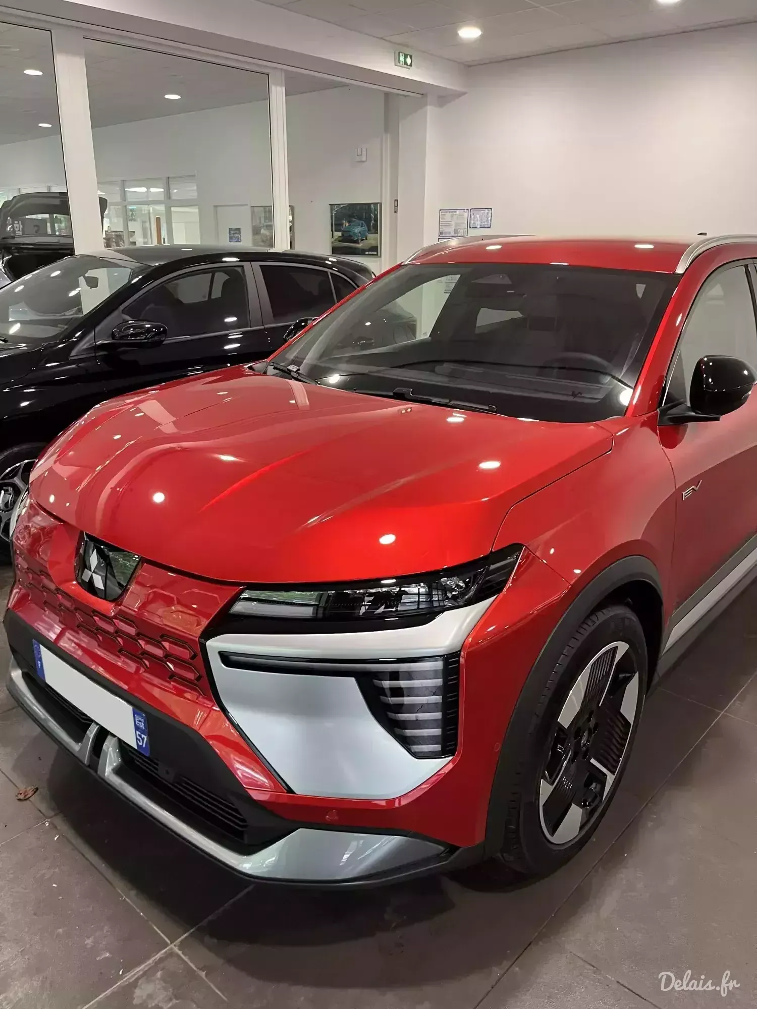 Mitsubishi Eclipse Cross Sunrise Red Intense