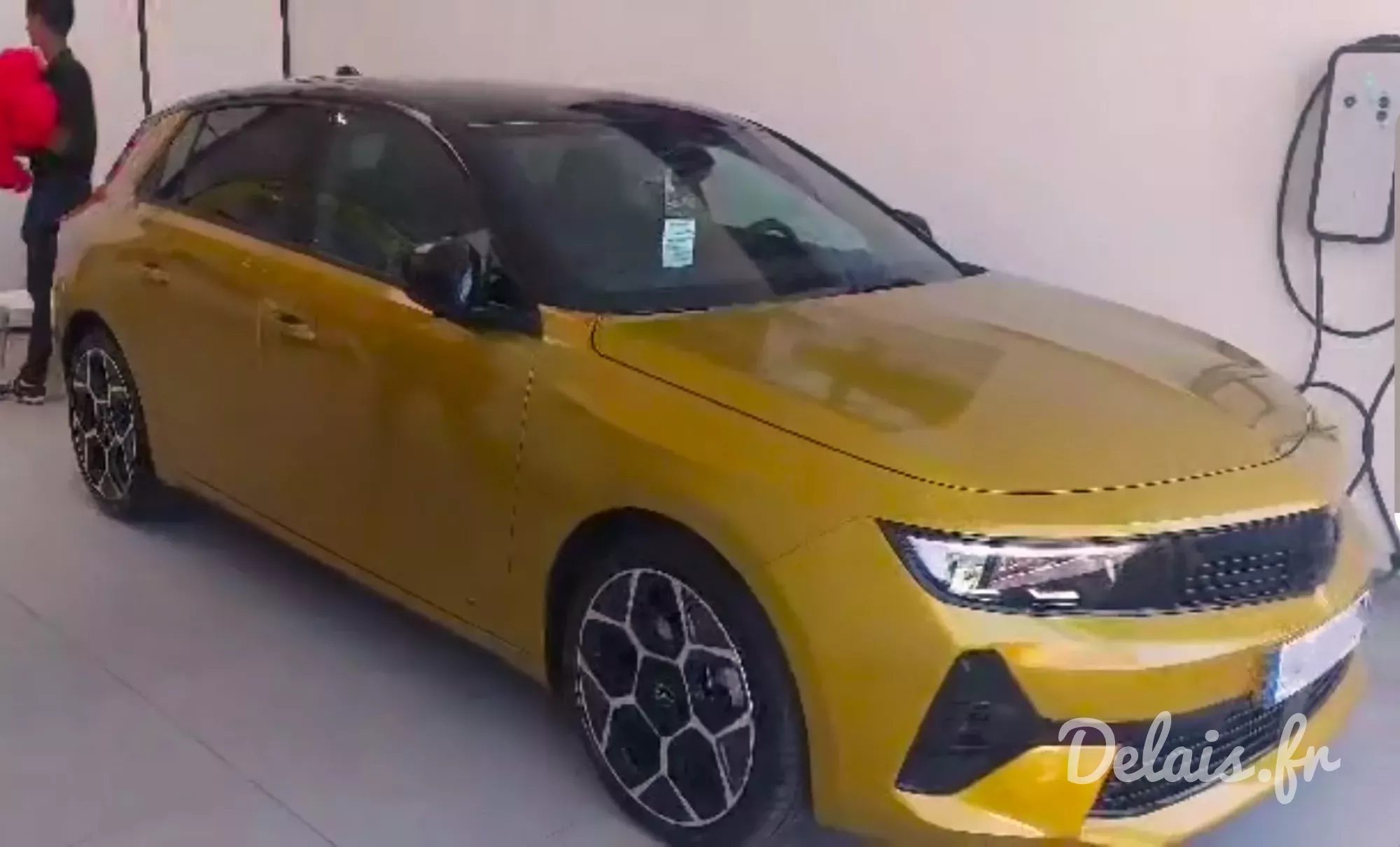 Opel Astra Jaune Kult Ultimate