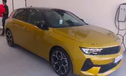 Opel Astra Jaune Kult Ultimate of Mayol83