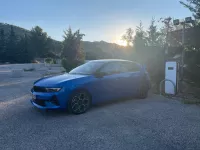 Opel Astra Bleu Kobalt GS of Pix