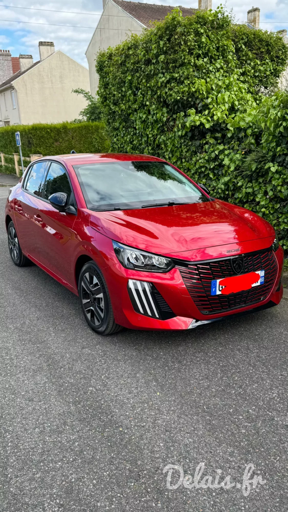 Peugeot 208 Elixir Red Allure Pack