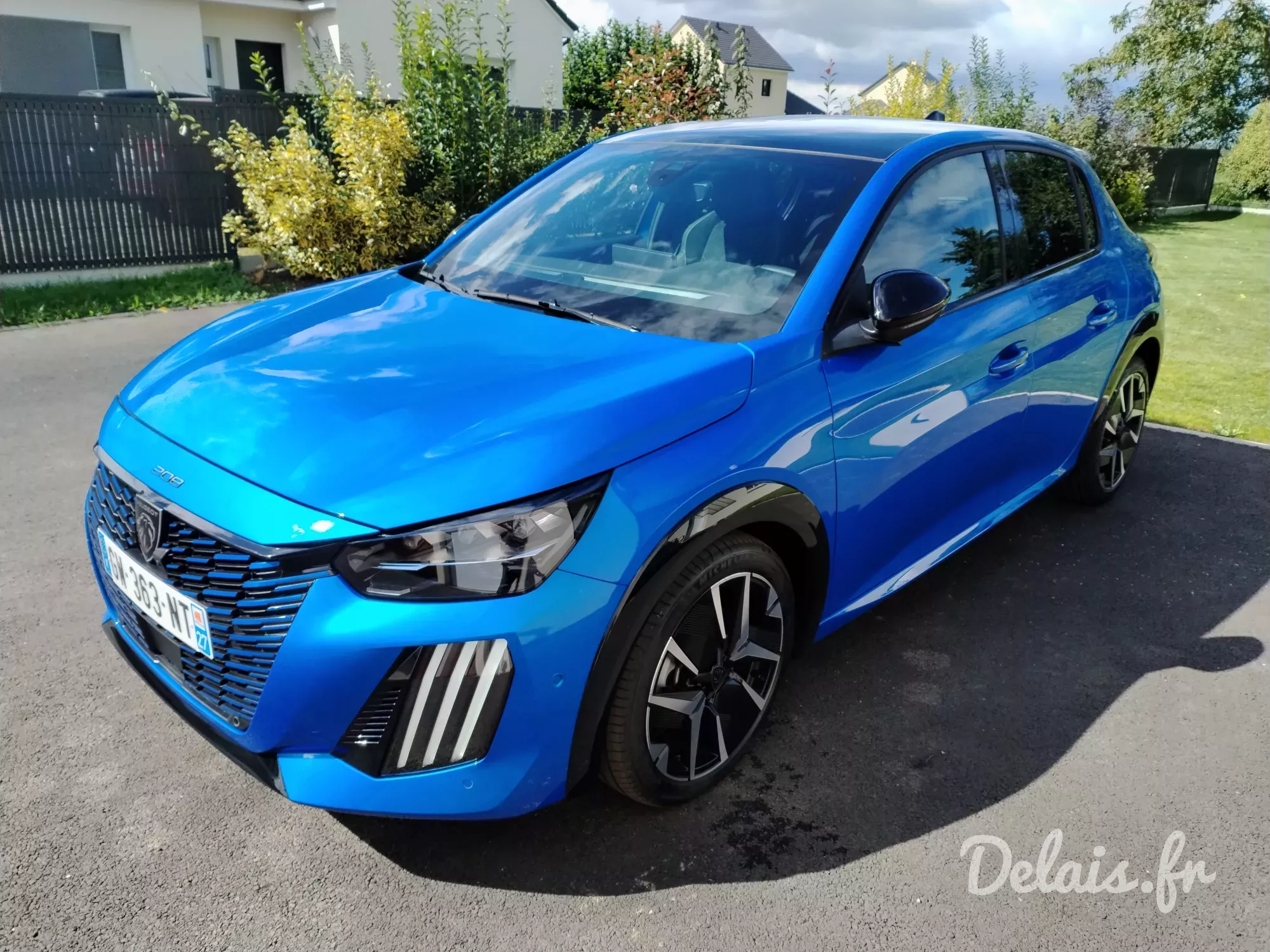 Peugeot 208 Vertigo Blue GT