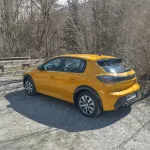Peugeot 208 Jaune Faro Like of Damien05