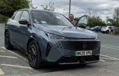 Peugeot 3008 Ingaro Blue GT of Briggmog