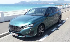 Peugeot 308 SW Bleu Avatar Allure Pack of machini2023