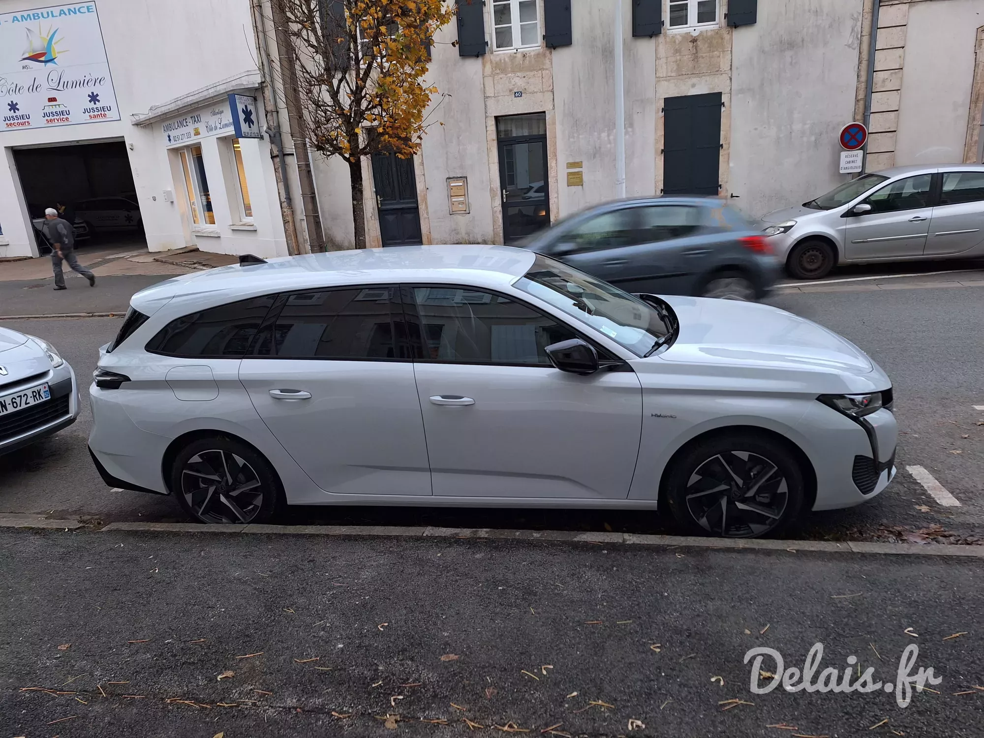 Peugeot 308 SW Bianca White Allure Pack