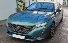 Peugeot 308 SW Bleu Avatar Allure Pack of Chinchon
