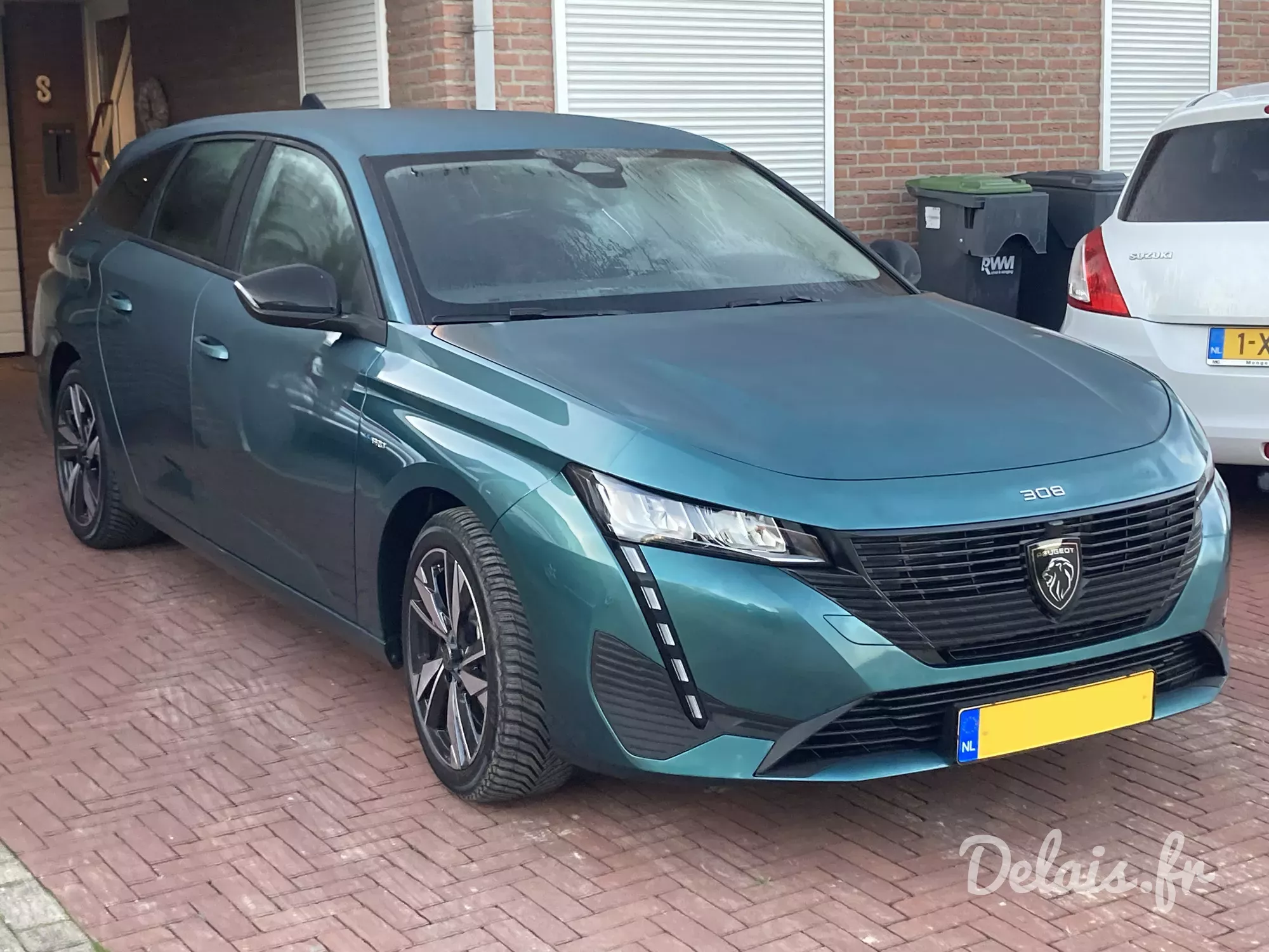 Peugeot 308 SW Bleu Avatar Active Pack