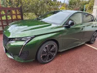 Peugeot 308 Vert Olivine E-308 First Edition of Plou22ed