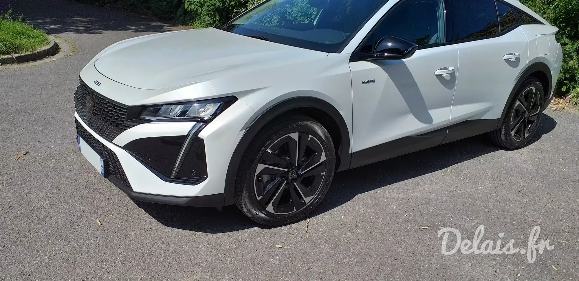 Peugeot 408 Blanc Nacré Allure Pack