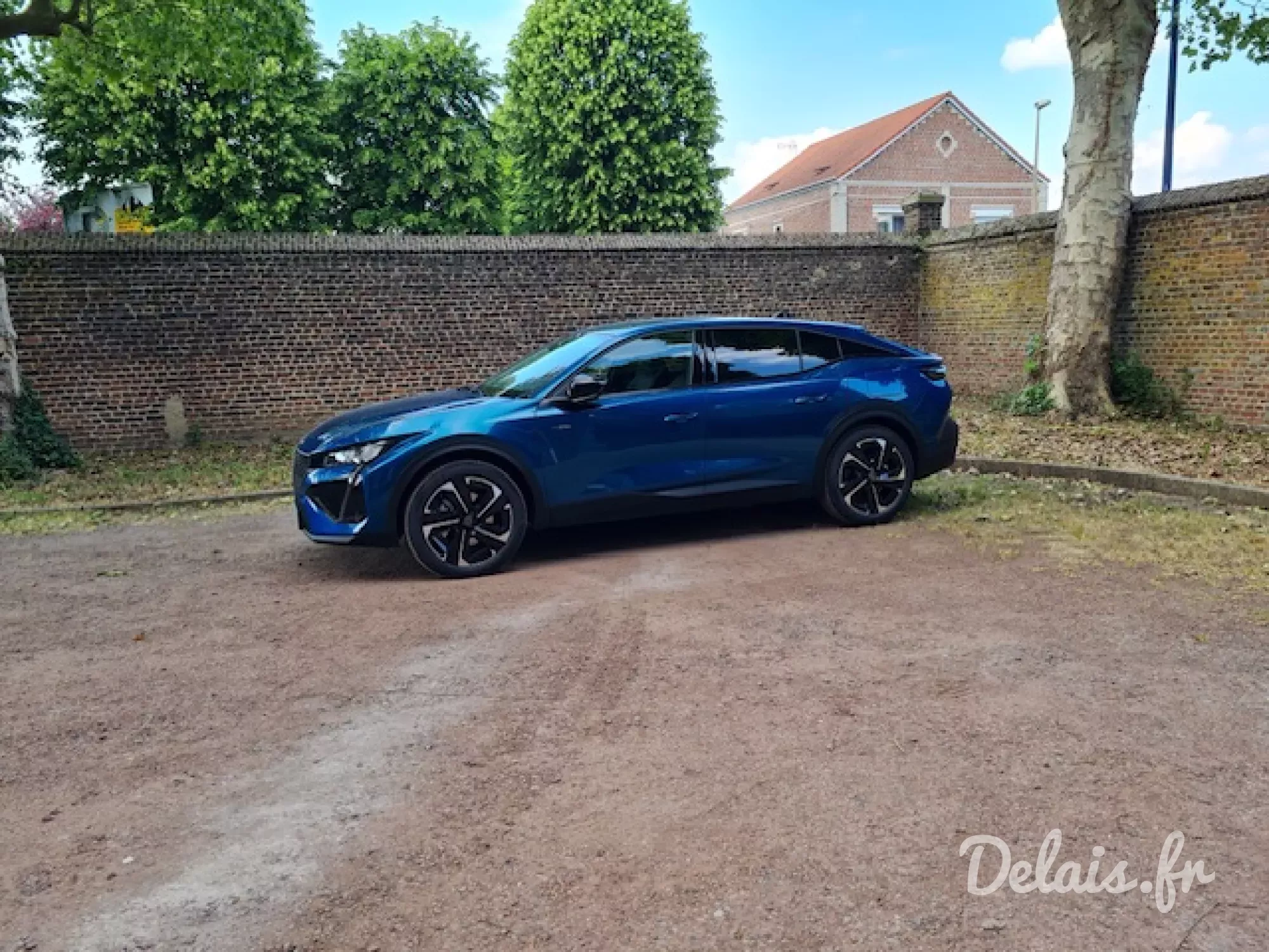 Peugeot 408 Obsession Blue Allure Pack
