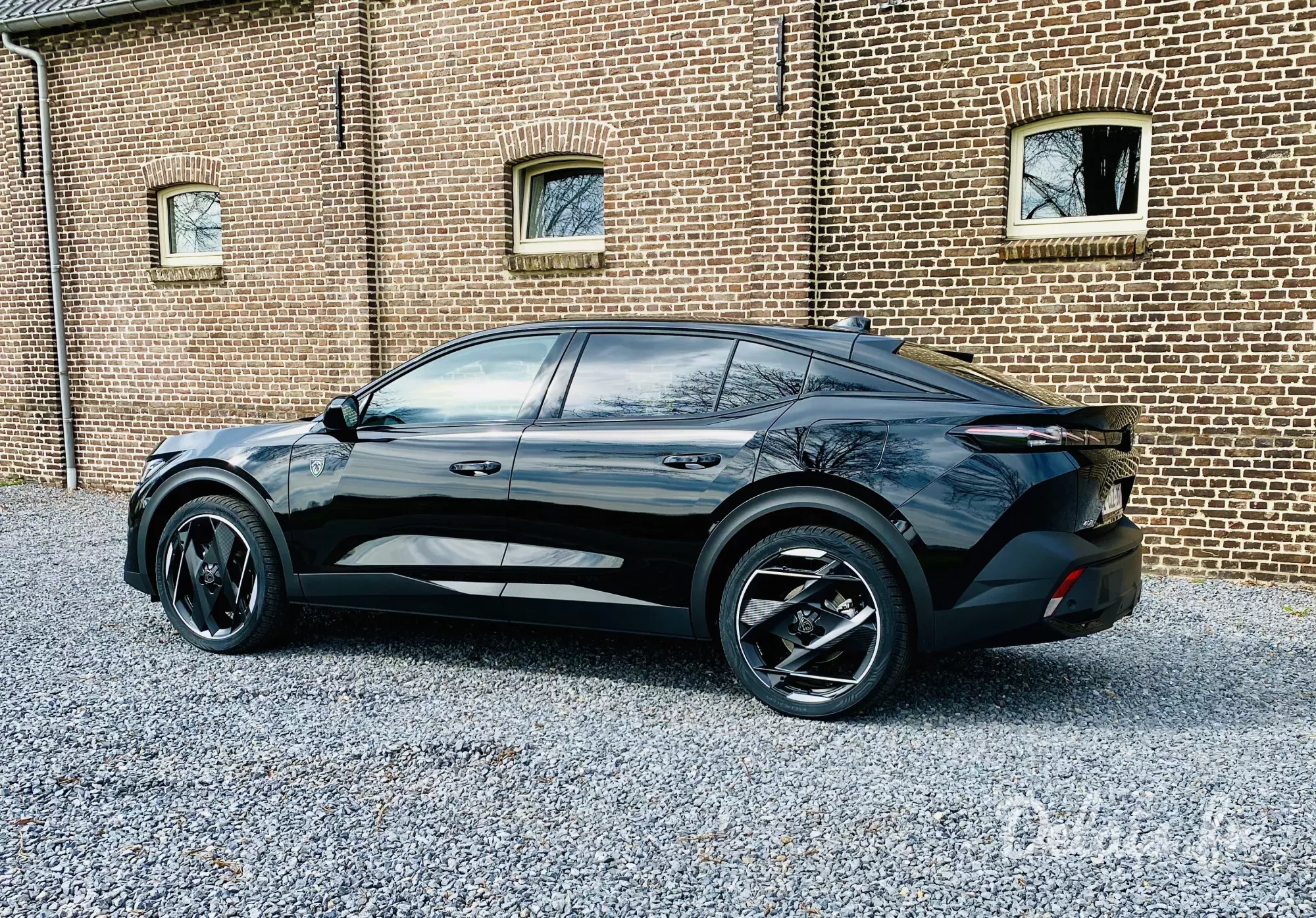 Peugeot 408 Nera Black GT