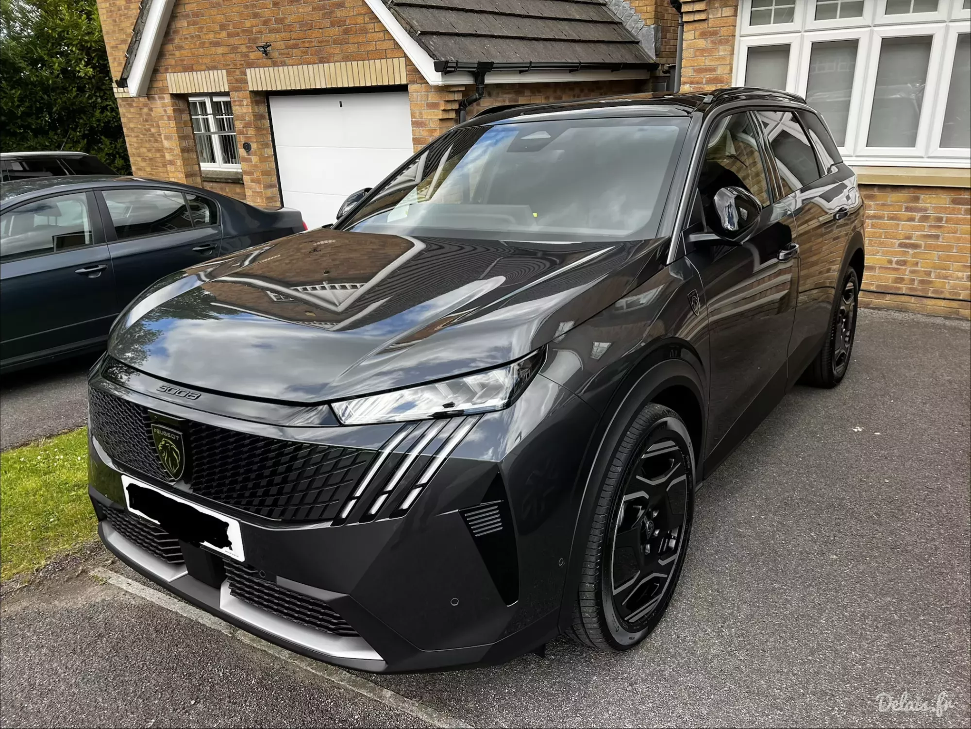 Peugeot 5008 Titane Grey GT Premium