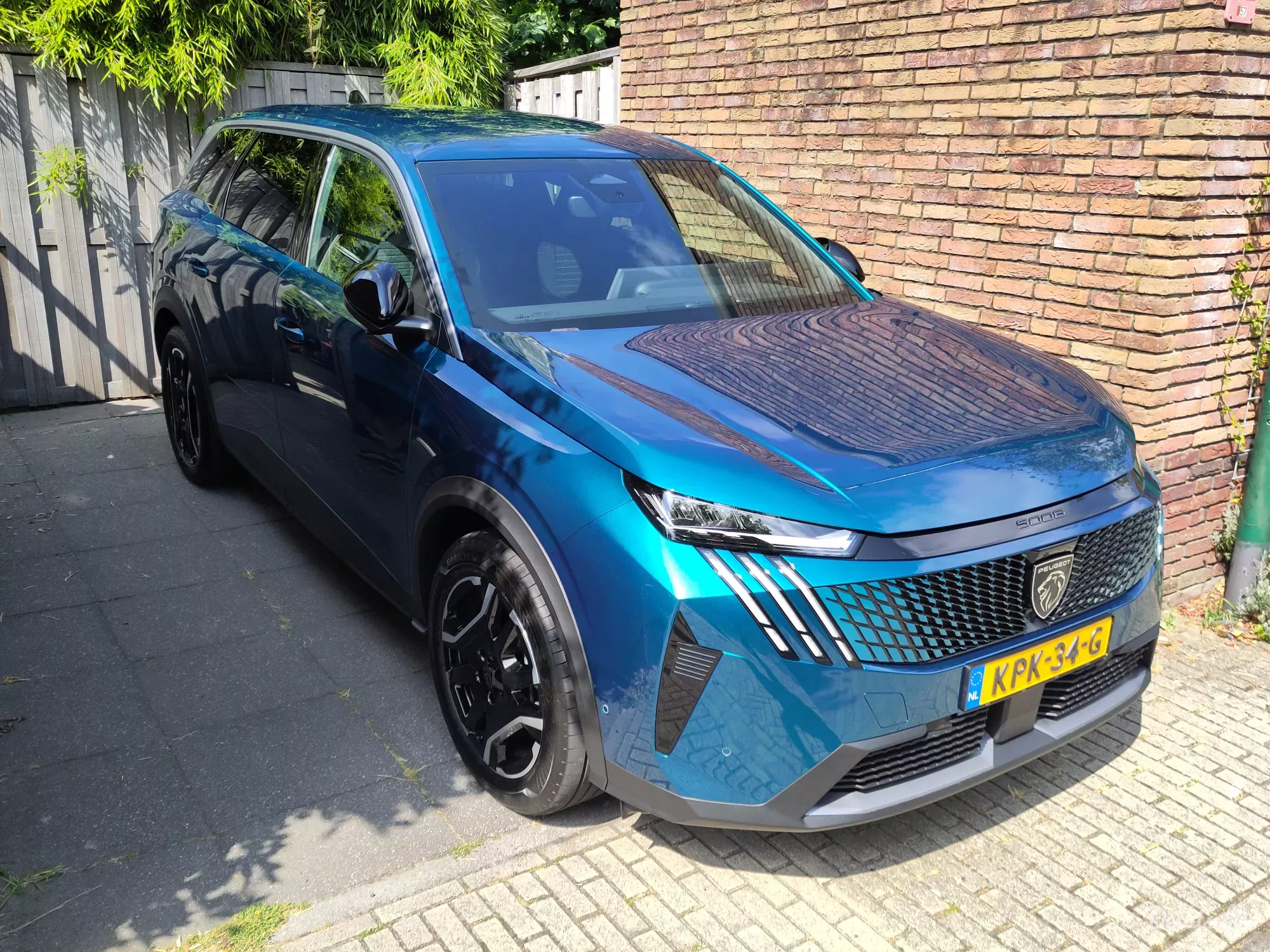 Peugeot 5008 Obsession Blue Allure