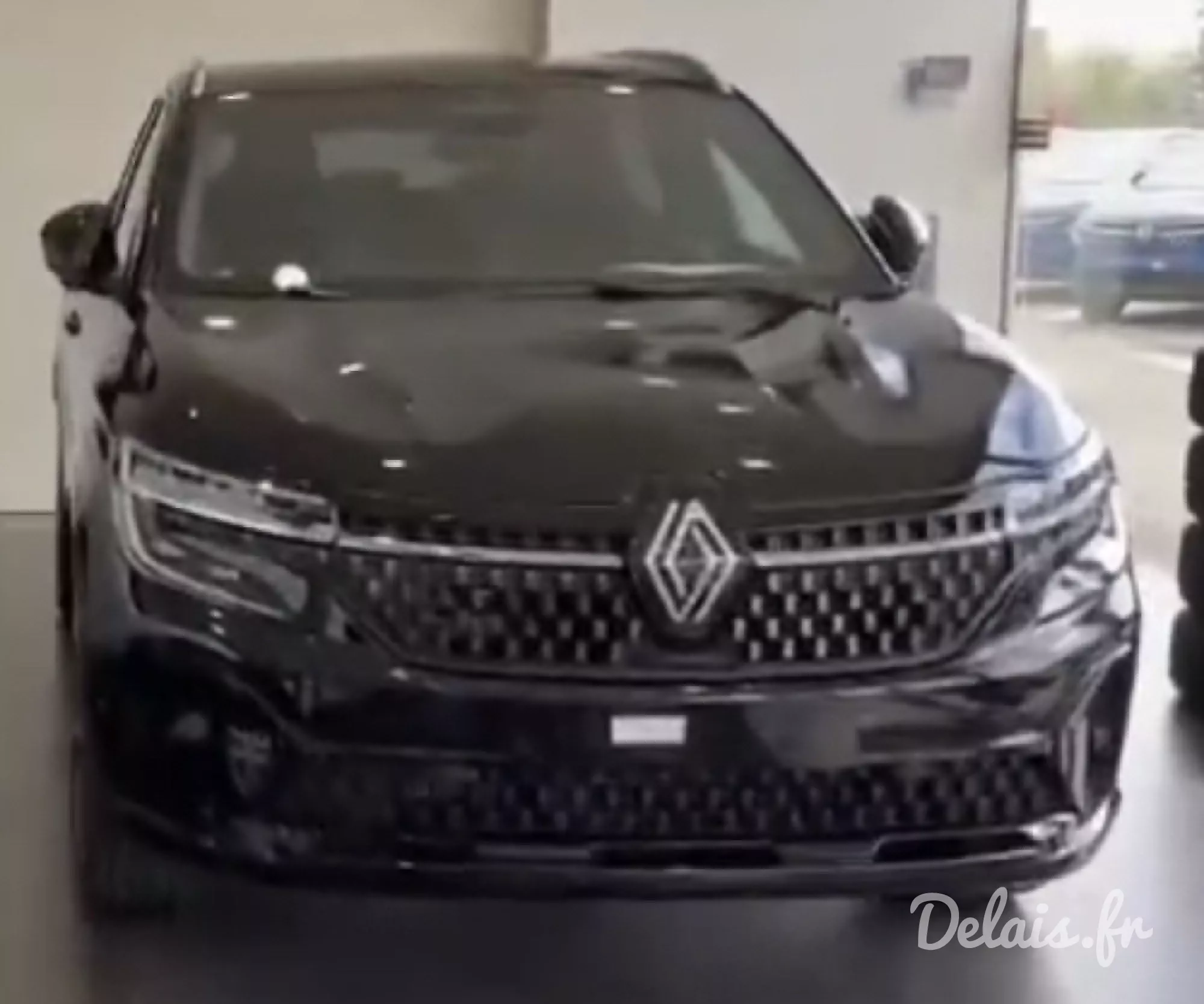 Renault Austral Diamond Black Iconic