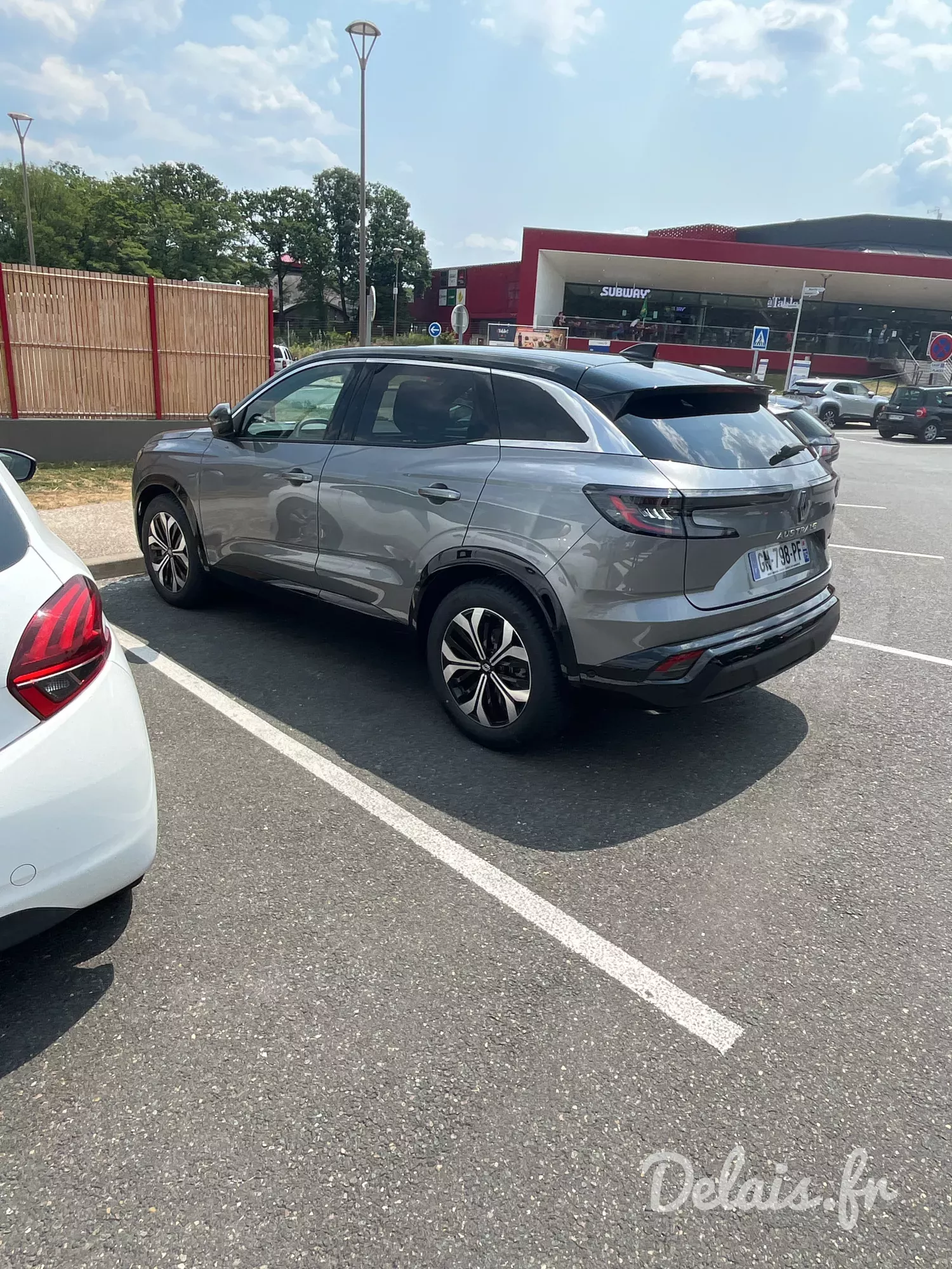 Renault Austral Gris Schiste Techno