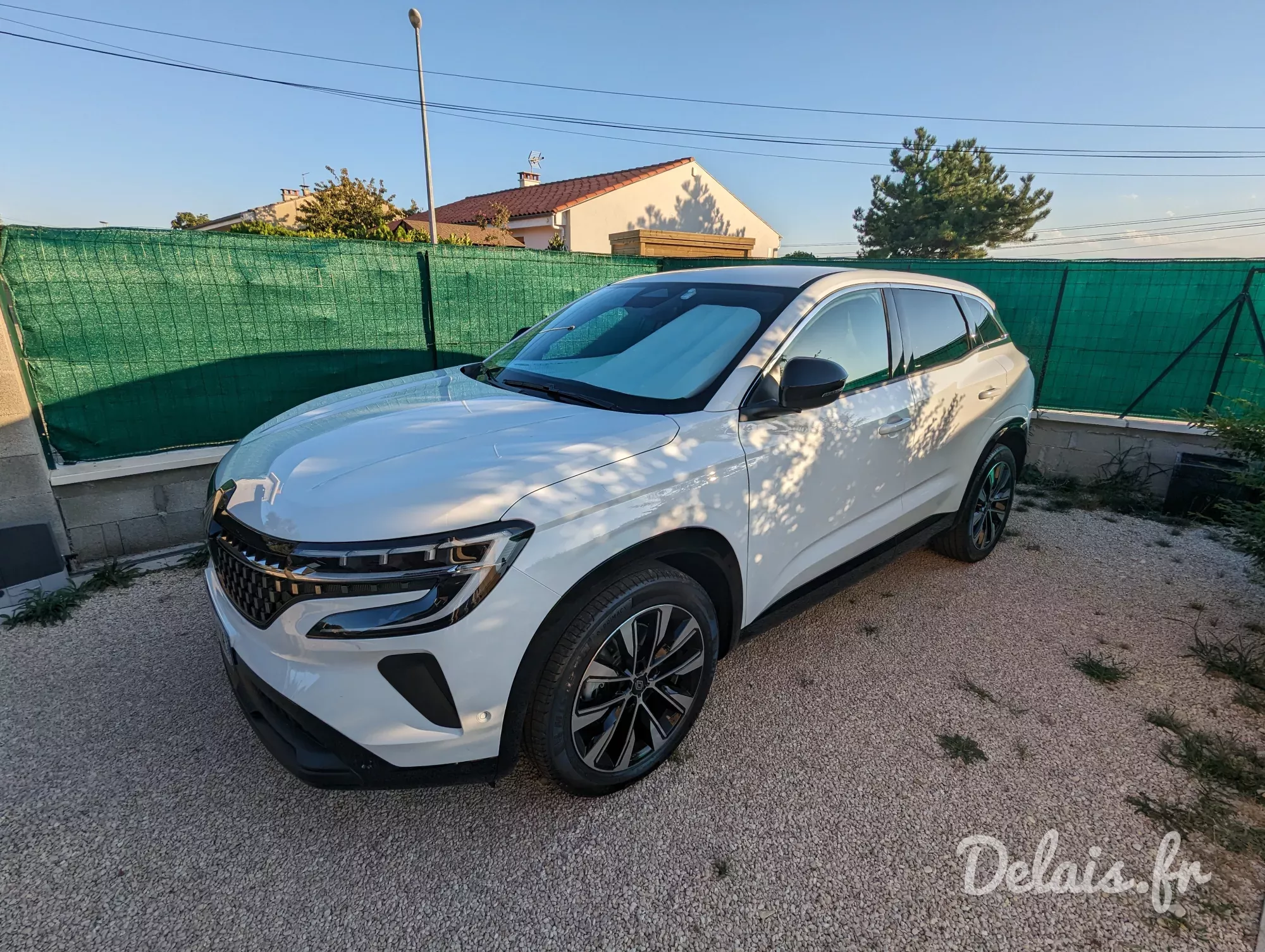 Renault Austral Blanc Glacier Techno