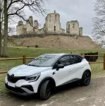 Renault Captur Arctic White Engineered of Tcherblov