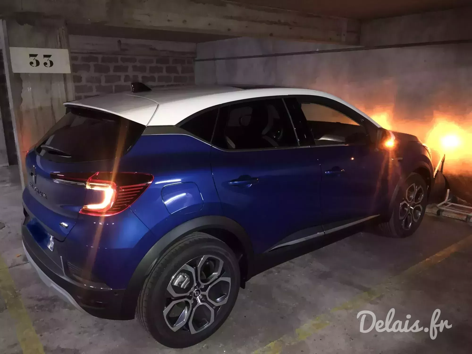 Renault Captur Iron Blue Techno