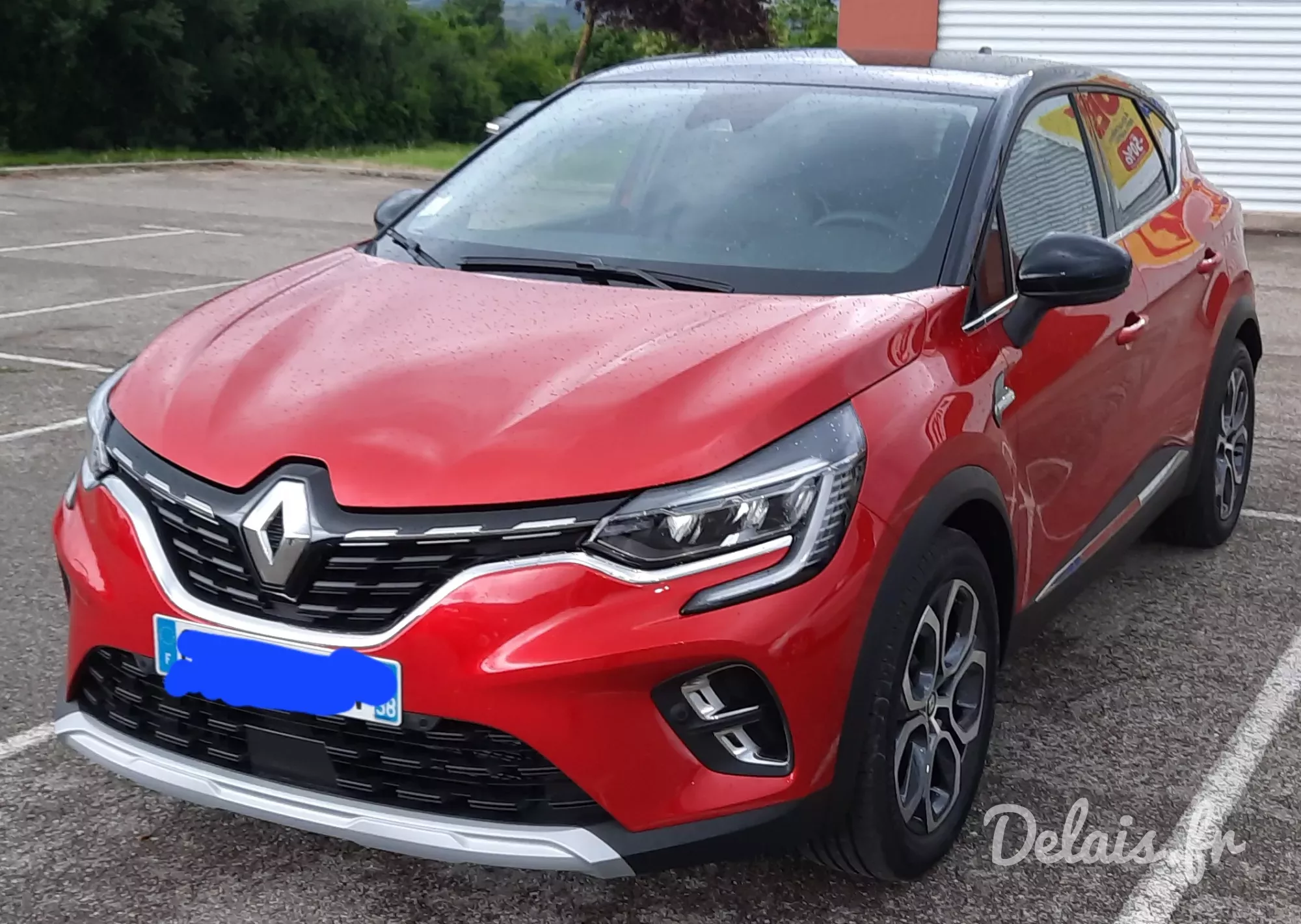 Renault Captur Flame Red Techno