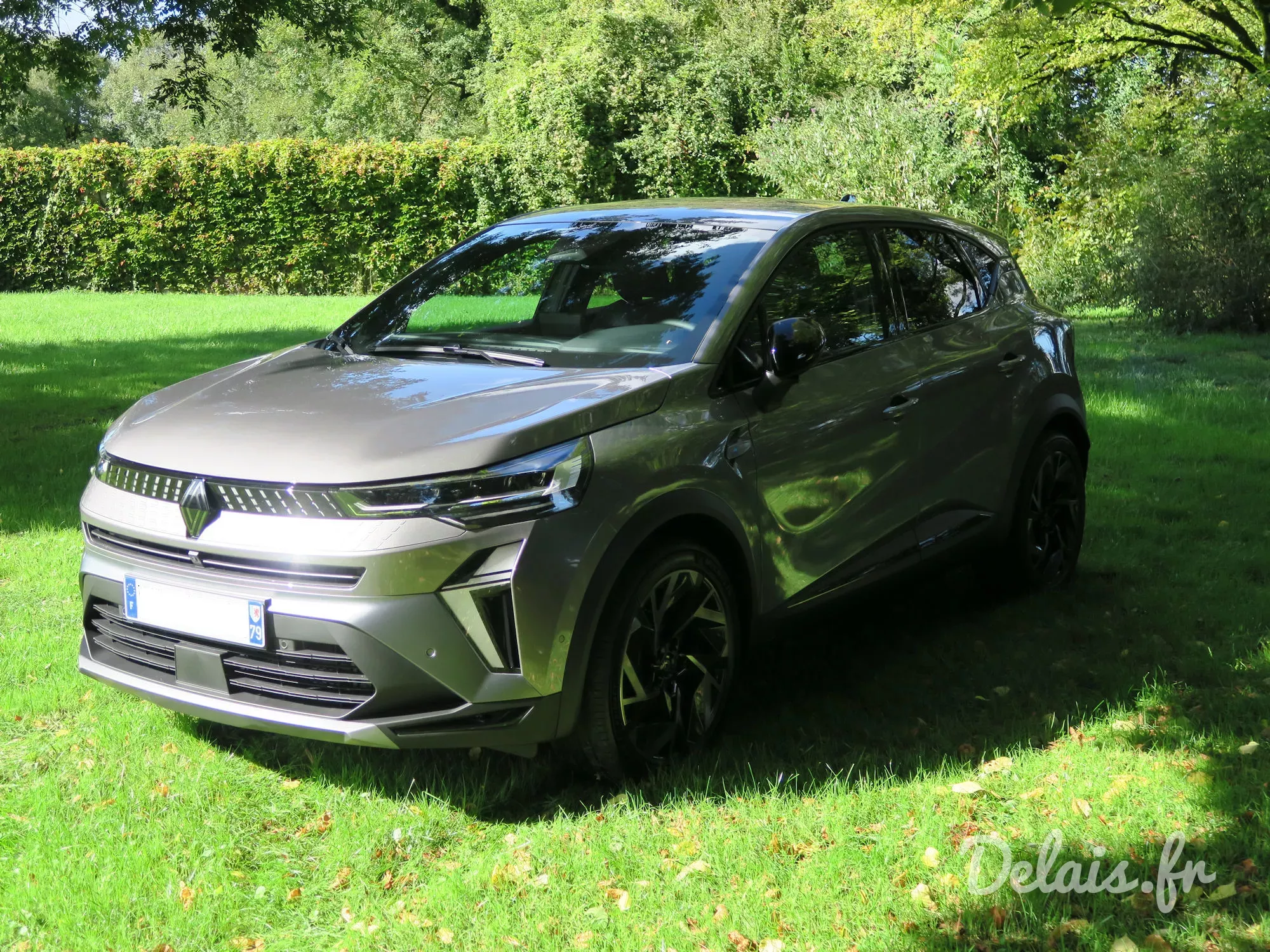 Renault Captur Oyster Grey Esprit Alpine