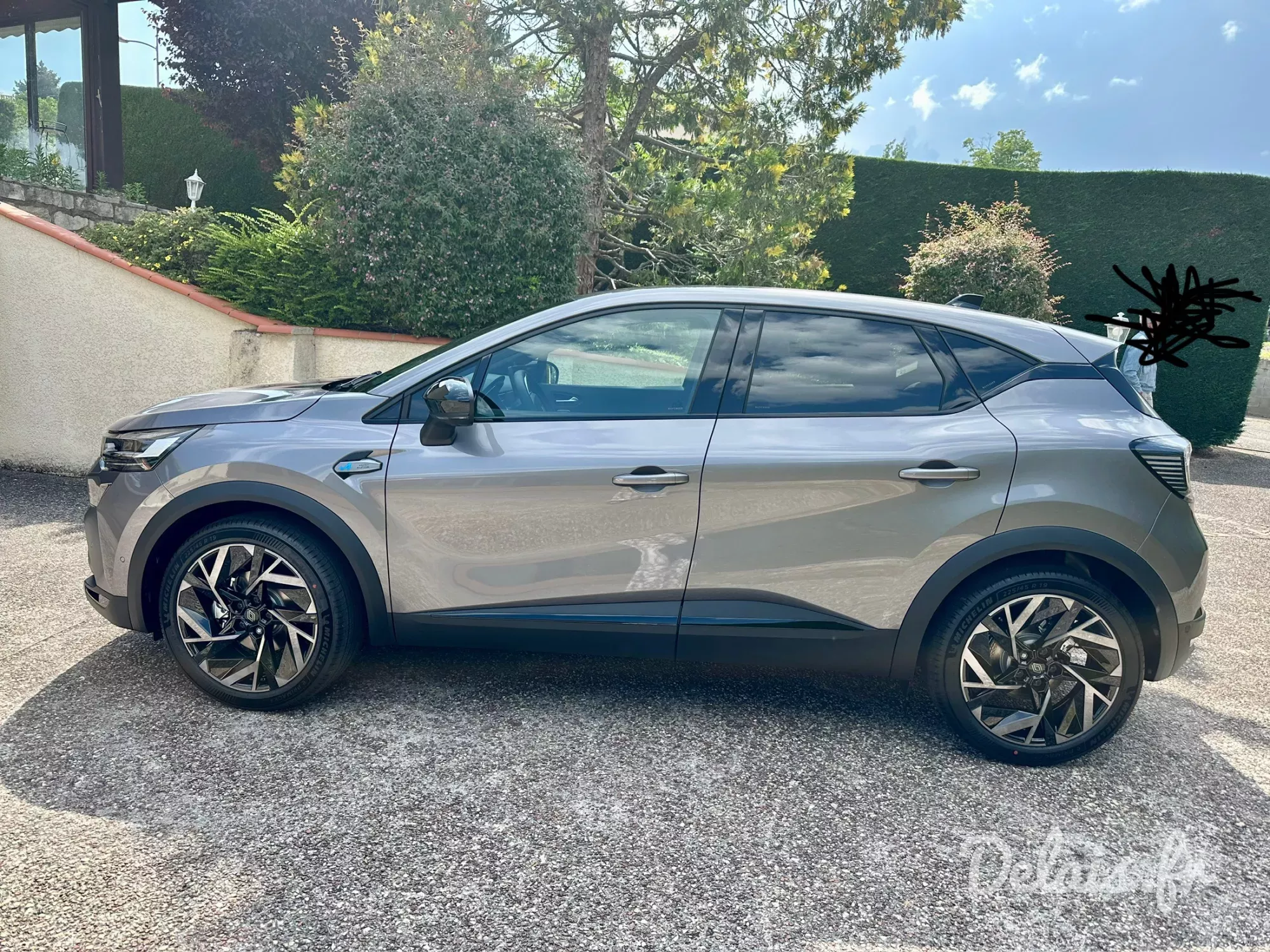 Renault Captur Oyster Grey Esprit Alpine