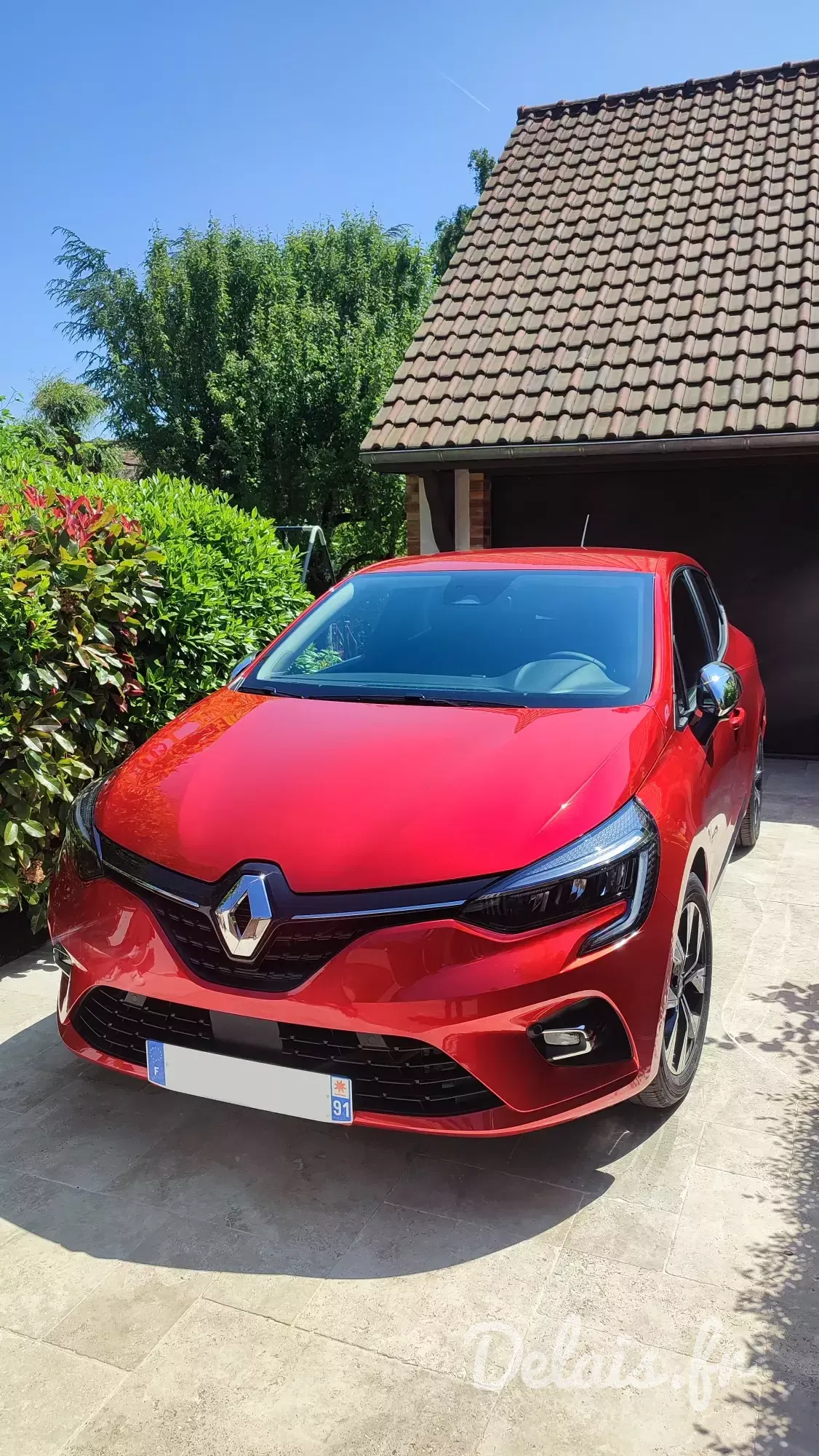 Renault Clio Flame Red Evolution