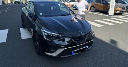 Renault Clio Diamond Black E-Tech Engineered of Donombrevi