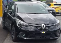 Renault Clio Diamond Black Techno of Pierre
