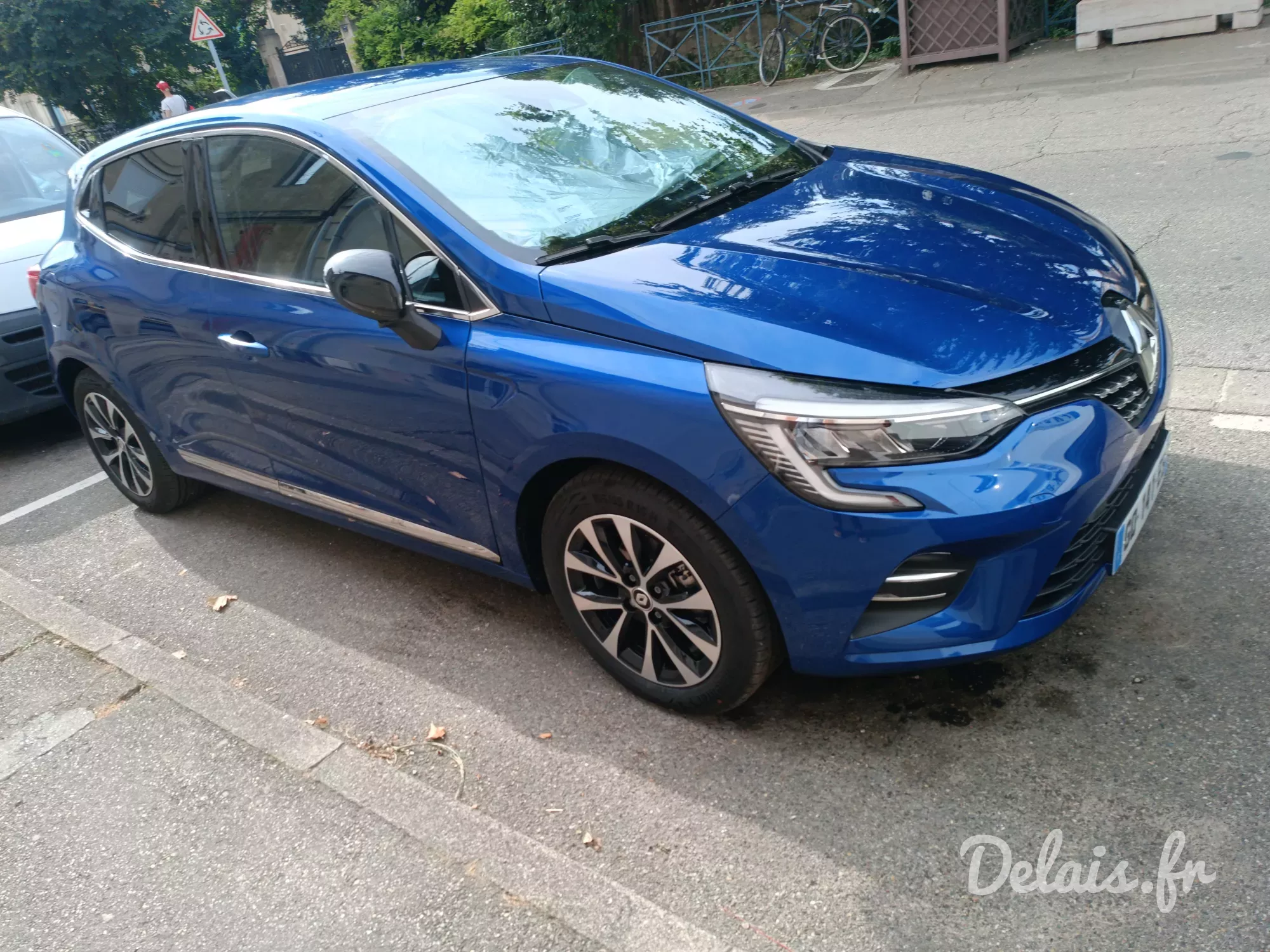 Renault Clio Iron Blue Techno