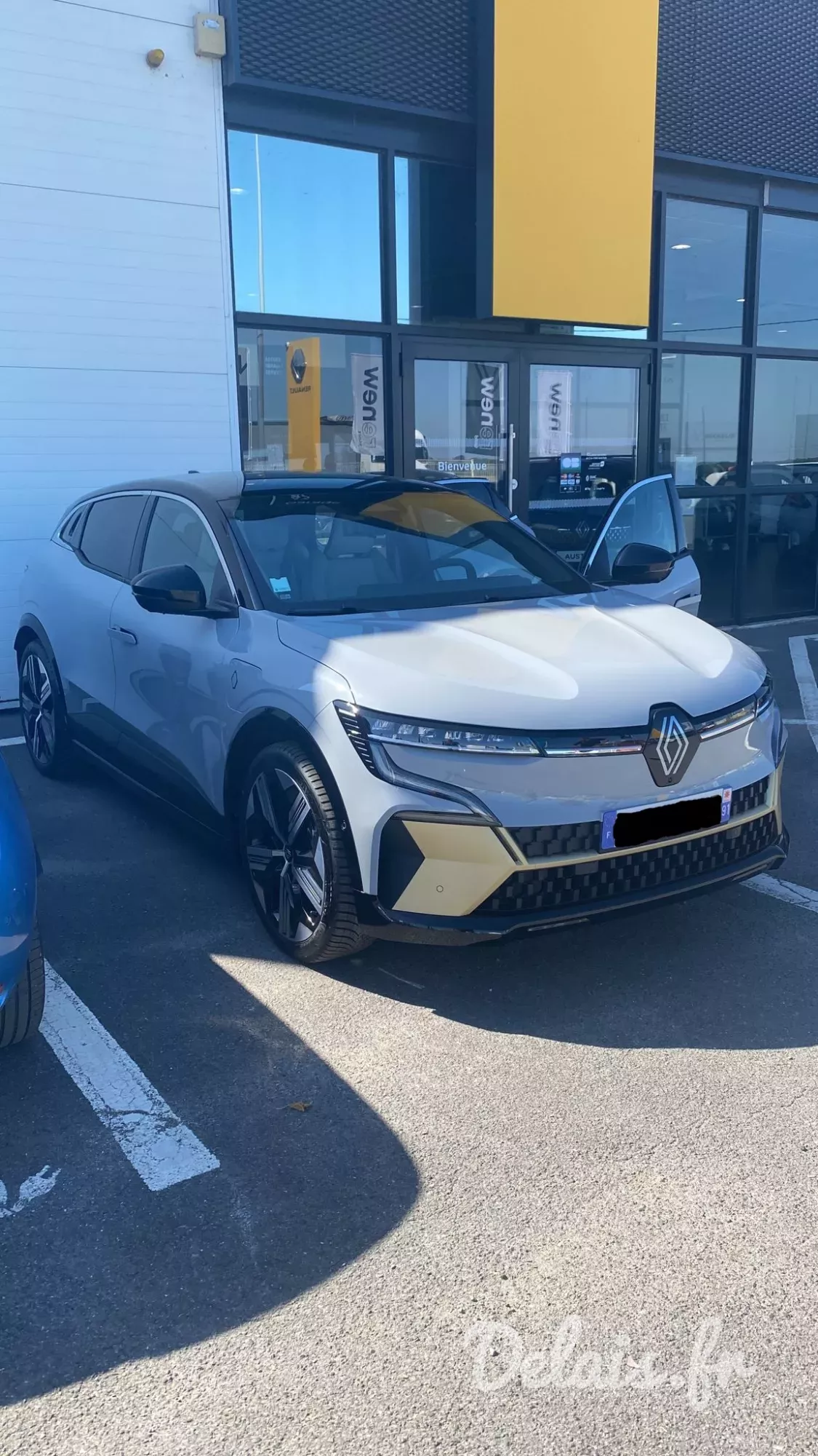 Renault Megane E-Tech Ceramic Grey Iconic