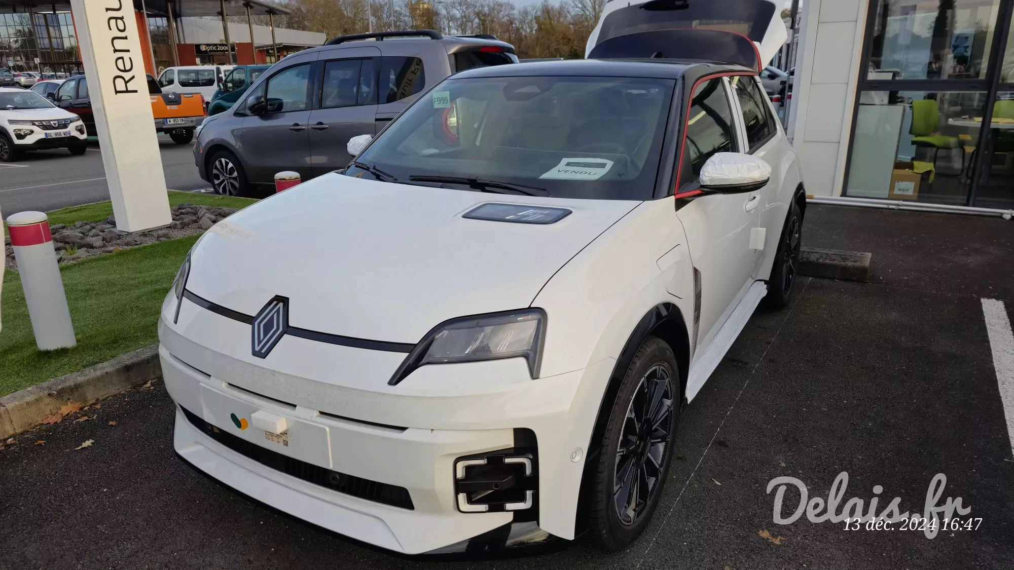 Renault R5 E-Tech Arctic White Iconic Cinq