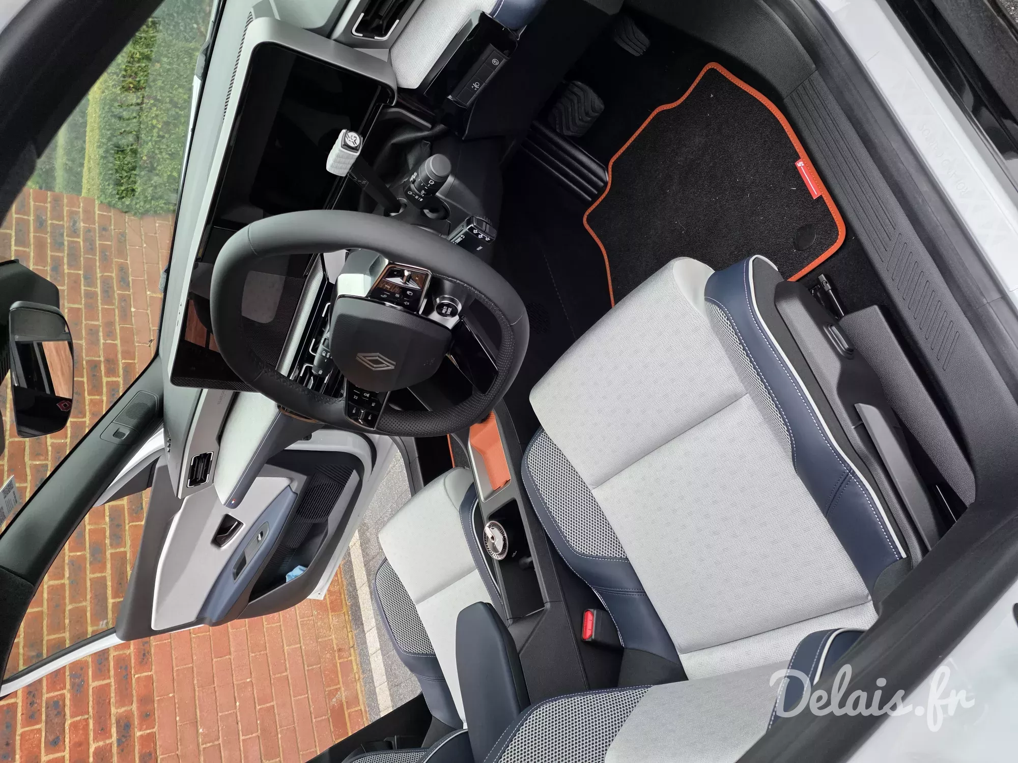 Renault 5 Arctic White Roland-Garros