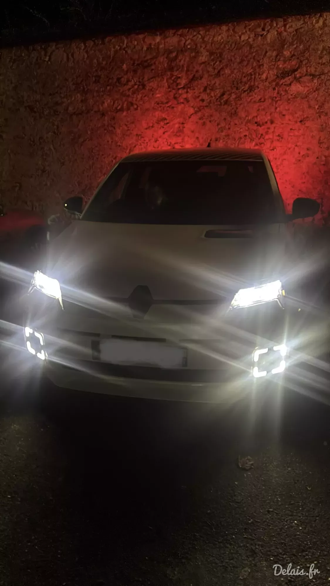 Renault 5 Arctic White Techno