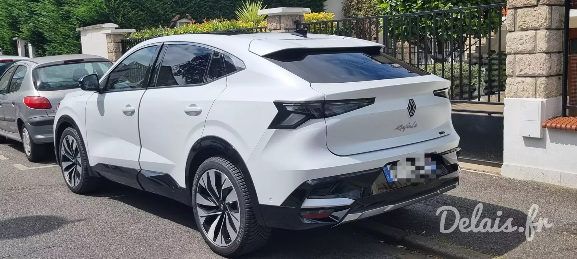 Renault Rafale Blanc Nacré Satin Techno