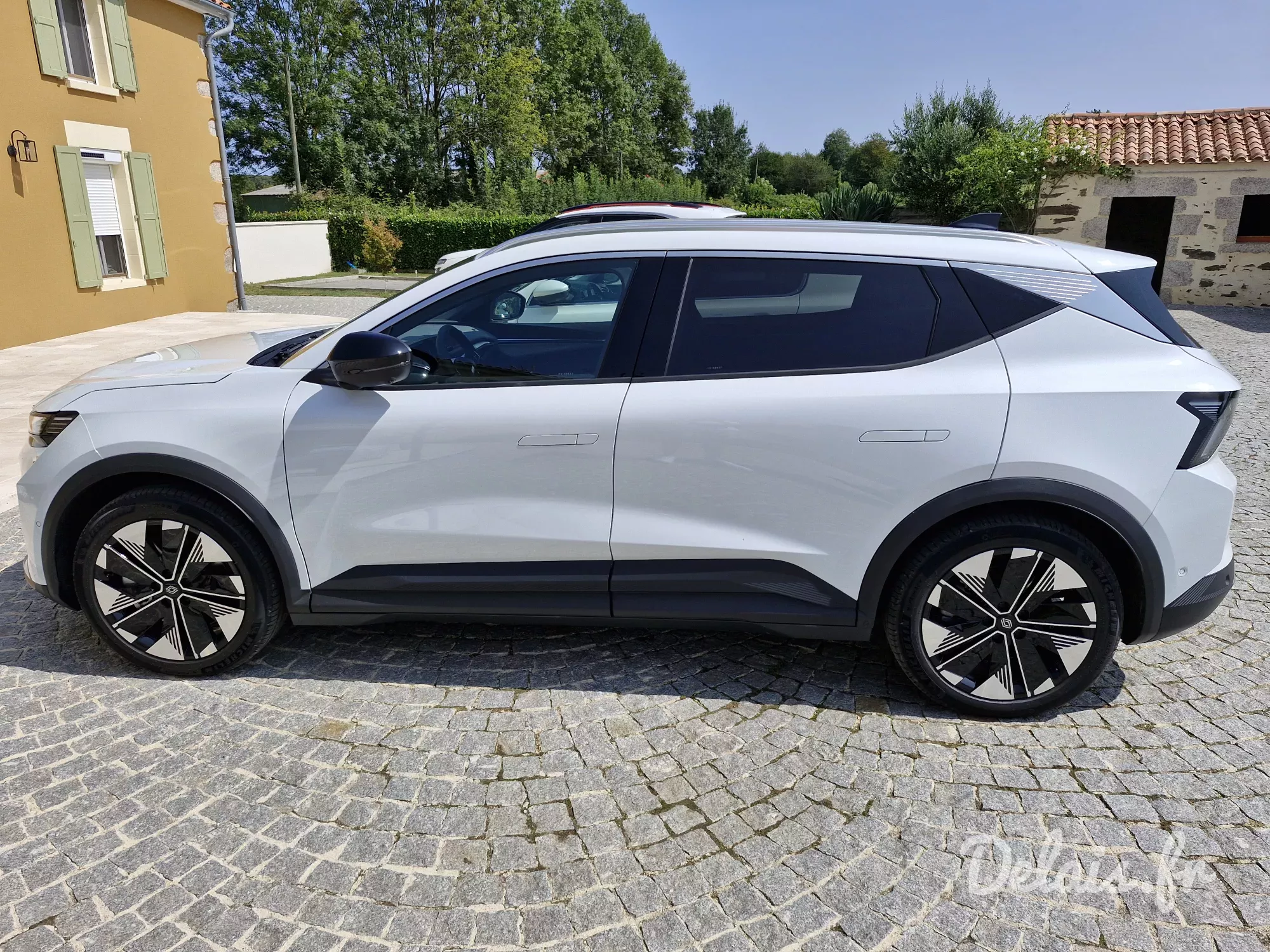 Renault Scenic E-Tech Arctic White Techno