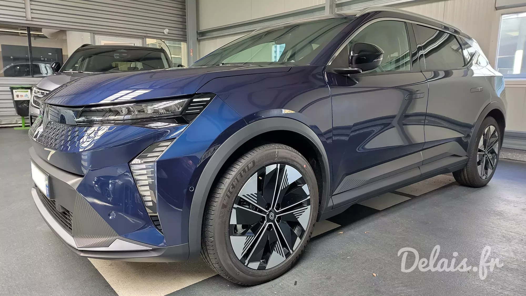 Renault Scenic E-Tech Midnight Blue Techno
