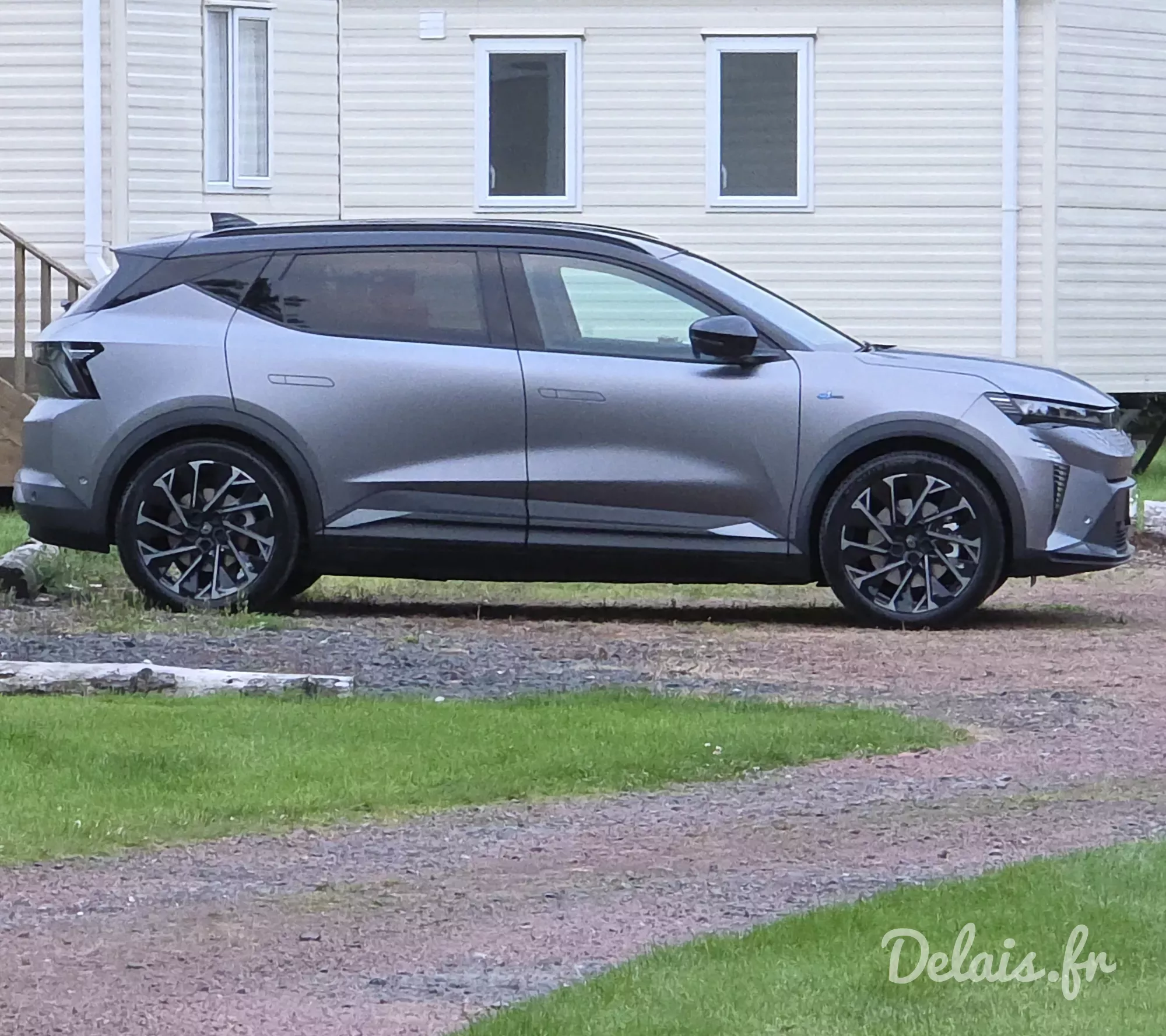 Renault Scenic E-Tech Gris Schiste Satin Iconic
