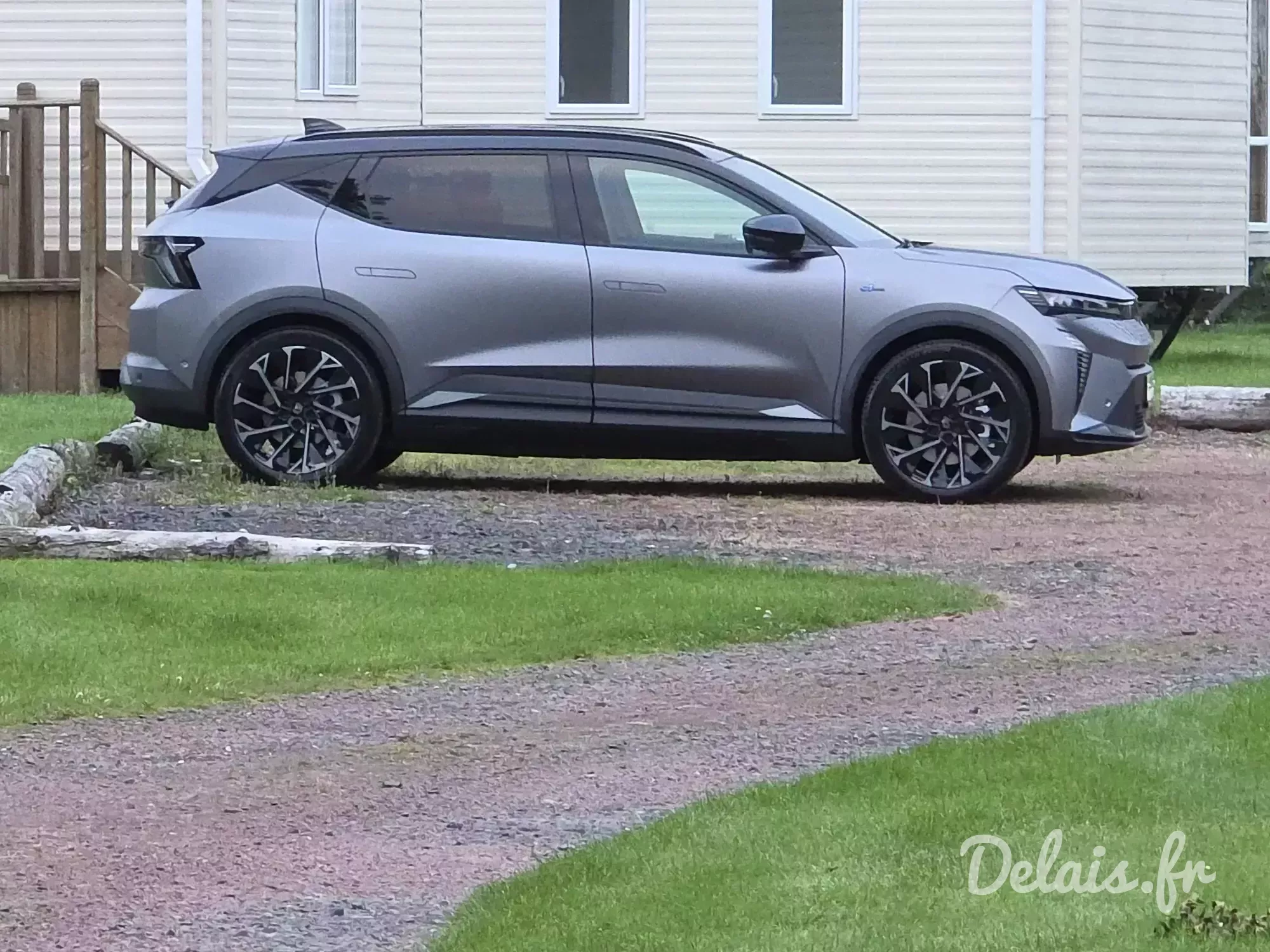 Renault Scenic E-Tech Gris Schiste Satin Iconic