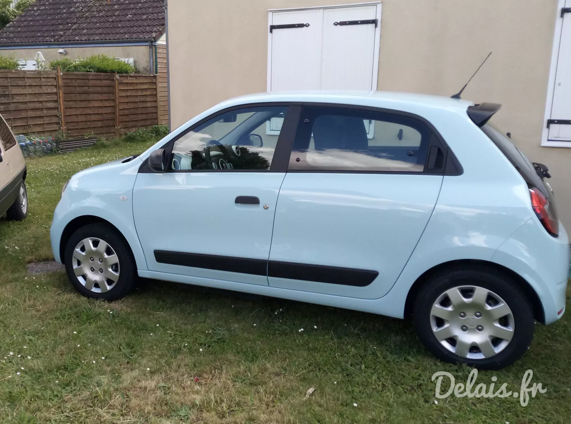 Renault Twingo Bleu Dragée Authentic