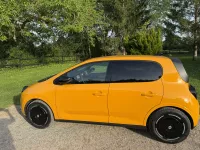 Renault Twingo of yan