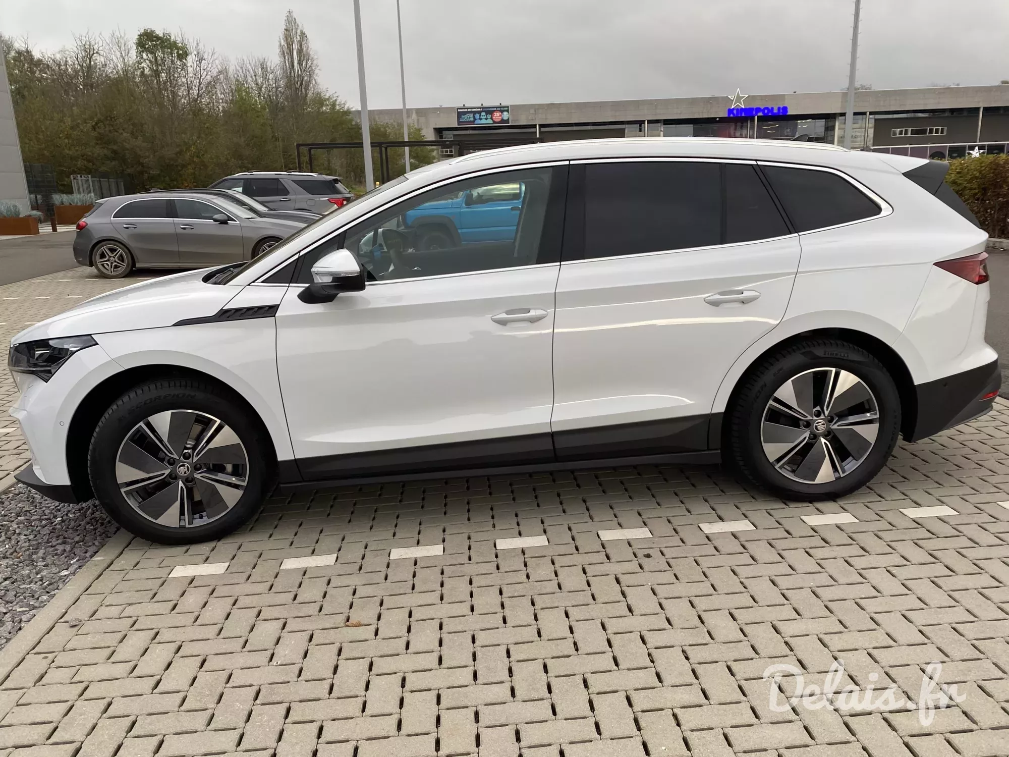 Škoda Enyaq Moon White Version