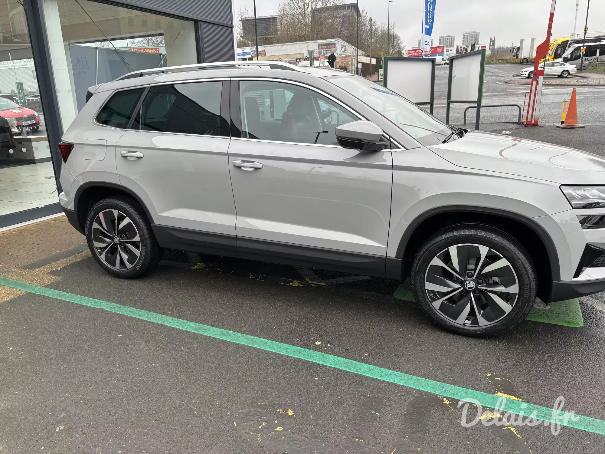 Škoda Karoq Brilliant Silver Ambition