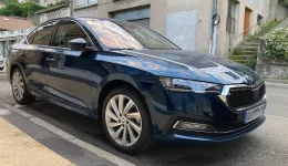 Škoda Octavia Bleu Lave Style of 07PH