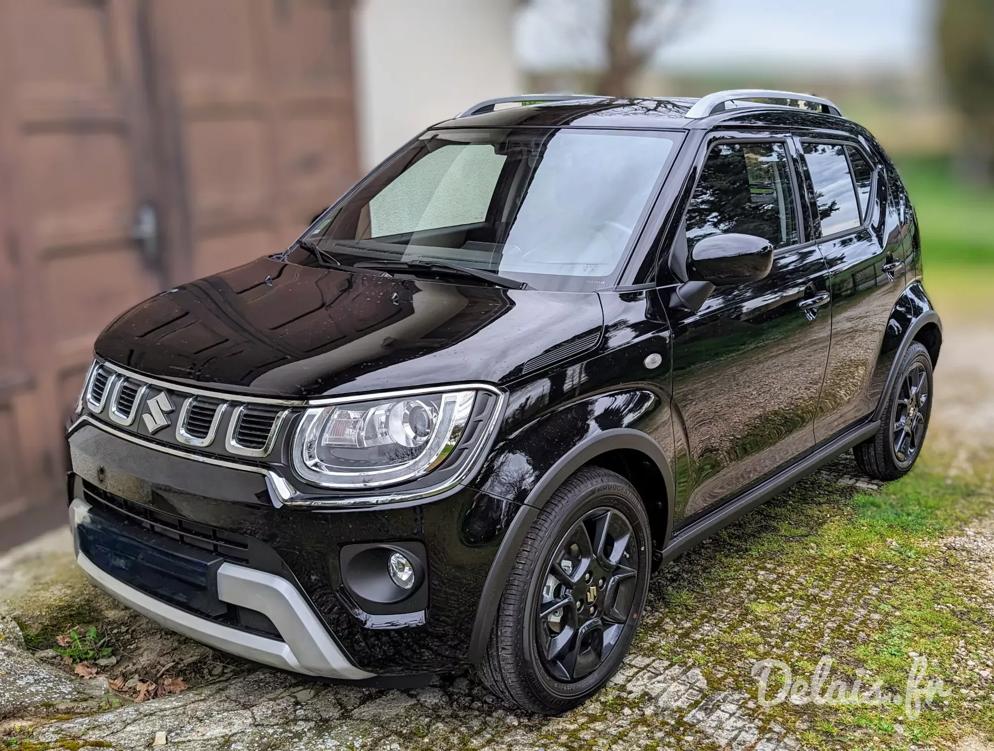 Suzuki Ignis Super Black Pearl Privilège