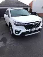 Suzuki S-Cross Solid White Motion of Signwriter