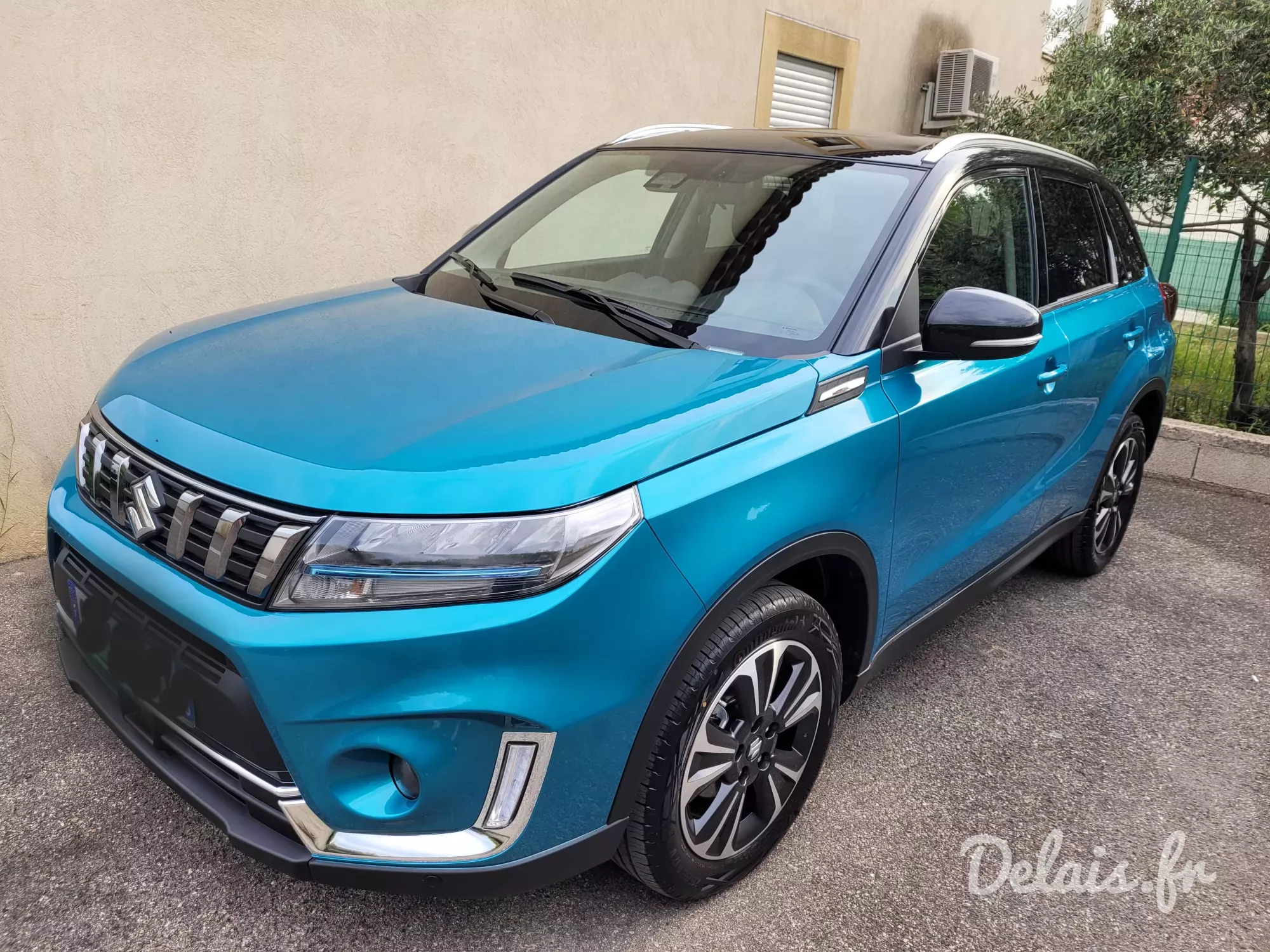 Suzuki Vitara Atlantis Turquoise Pearl Style