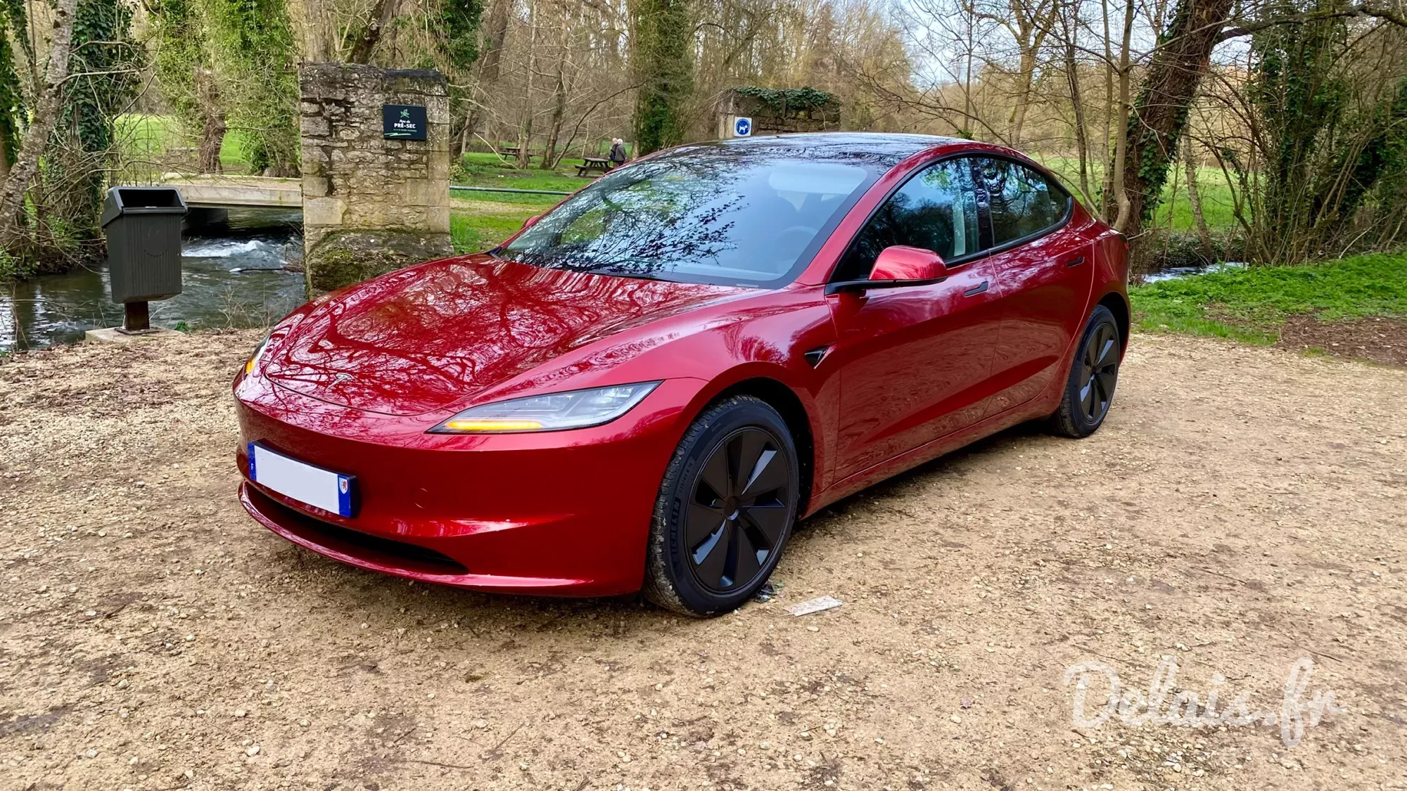 Tesla Model 3 Red Standard