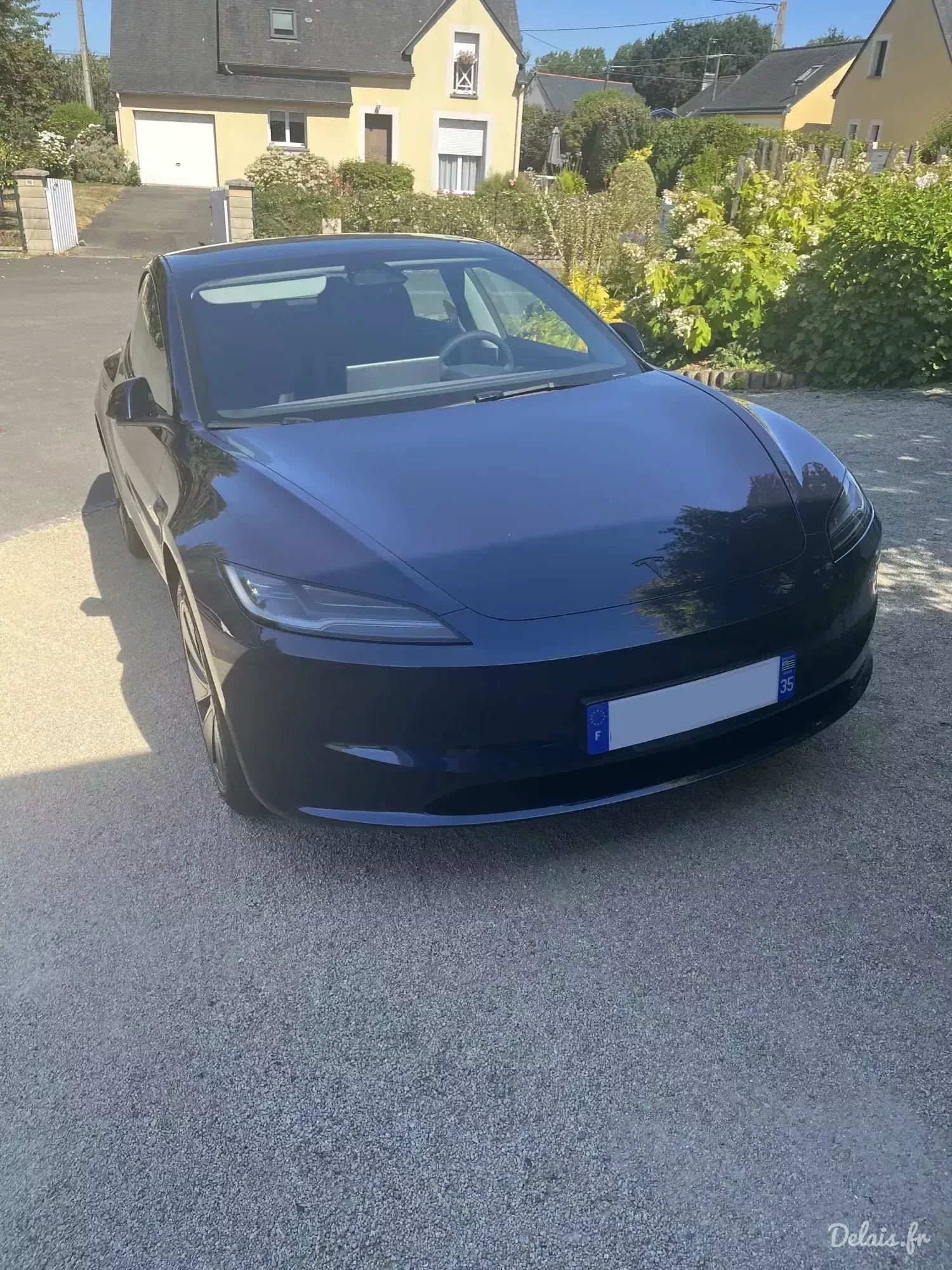 Tesla Model 3 Deep Blue Premium Long Range